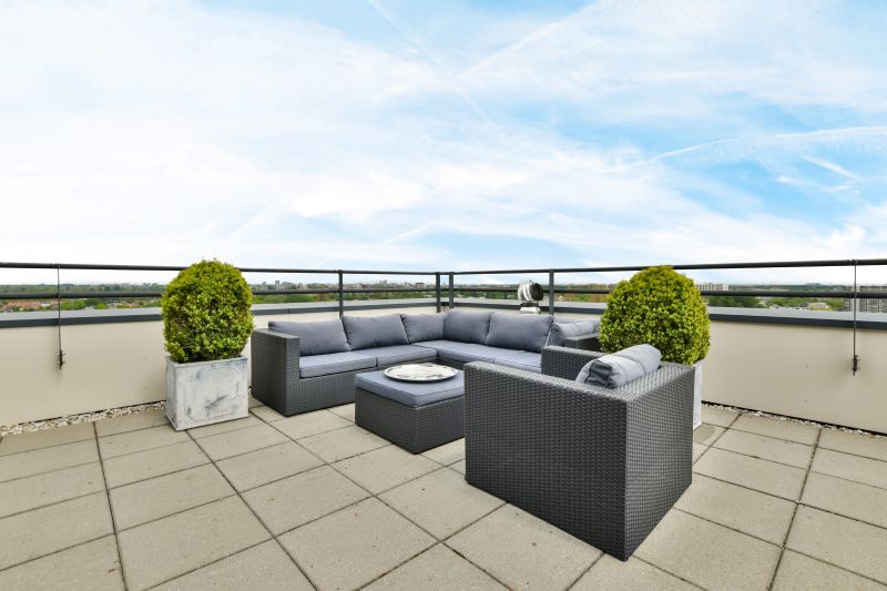 Rooftop Lounge Girona Terrasse mit Panoramablick über die Altstadt